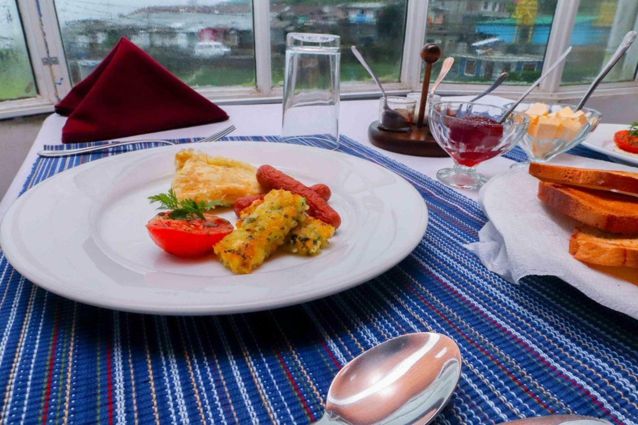 Yoho Pello Lake Resort نوفارا إيلِيا المظهر الخارجي الصورة