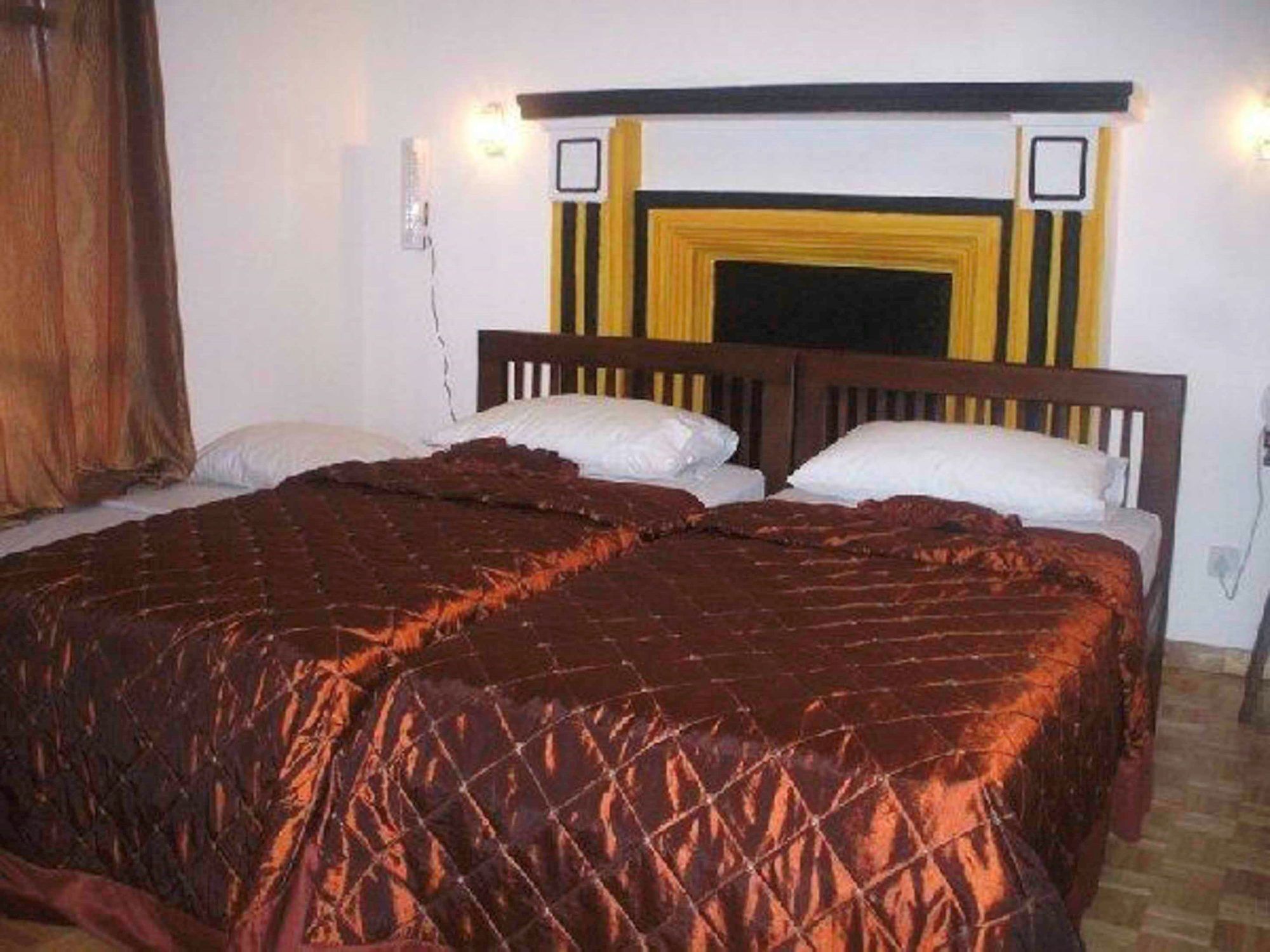 Yoho Pello Lake Resort نوفارا إيلِيا المظهر الخارجي الصورة